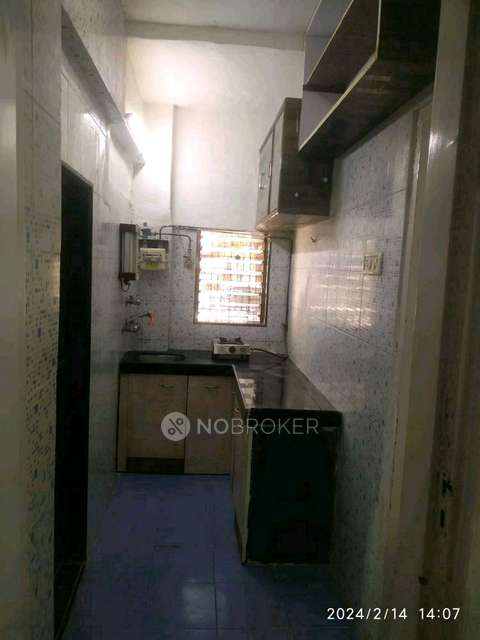 1 BHK Flat In Greenpark Building for Rent  In Shree Nagardas Dharsi Bhuta High School