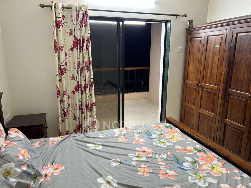 3 BHK Flat In Silver Dale Co Op Hsg Socy Bt Kawade Road for Rent  In Bt Kawade Bus Stop