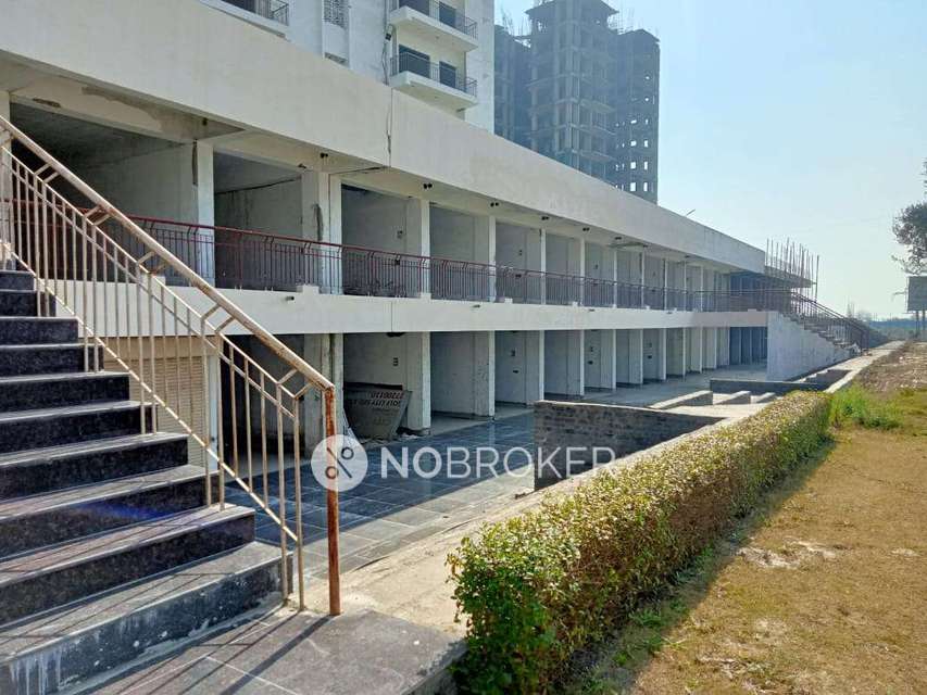 Shop in Sector 150, Greater Noida for Rent 