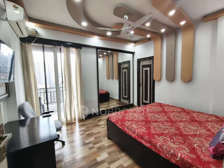 3 BHK Flat In Wall Rock Aishwaryam for Rent  In Sector-16c