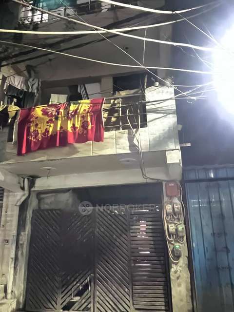 1 RK Flat In Stand Alone Building For Sale  In Uttam Nagar