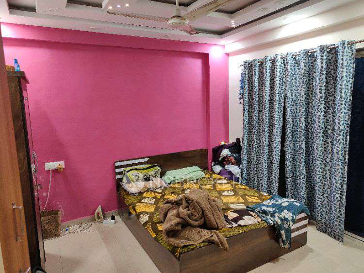 Shared Room for Male In 2 BHK  In Galaxy Apartment, Keshav Nagar In Mundhwa