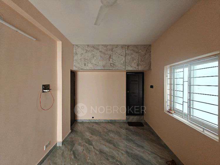 2 BHK House for Rent  In Mudichur