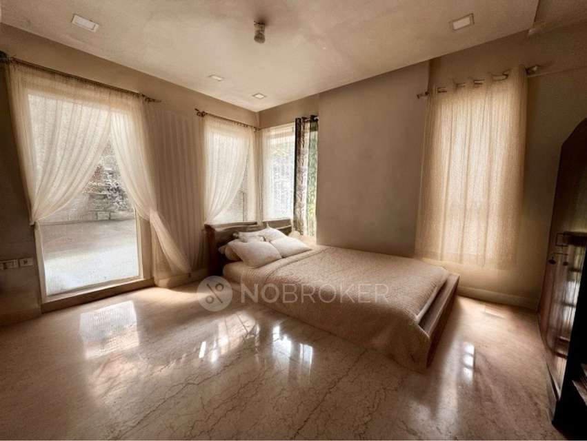 4 BHK Flat In Kripa Majestic For Sale  In Khar West