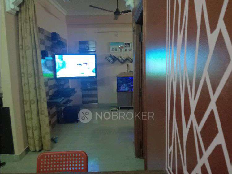 2 BHK Flat In Zenith Classic, Kphb 9th Phase, Kukatpally for Rent  In Zenith Classic Apt Gokul Plots Cross Road