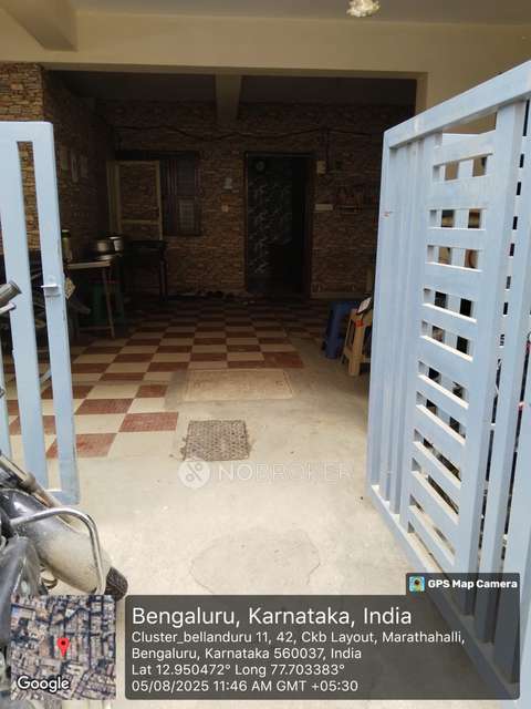 PG for Boys in Cool Land, Juice And Snacks