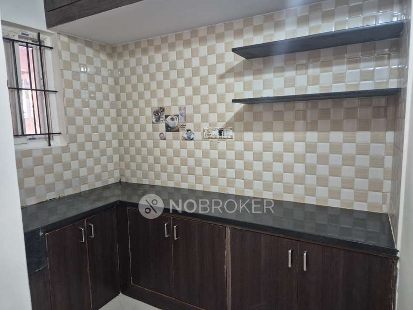2 BHK Flat In Standalone Building  for Rent  In Banashankari 3rd Stage, Banashankari