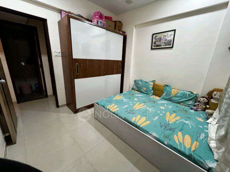 Single Room for Female In 2 BHK  In Nirman Viva In Ambegaon Bk