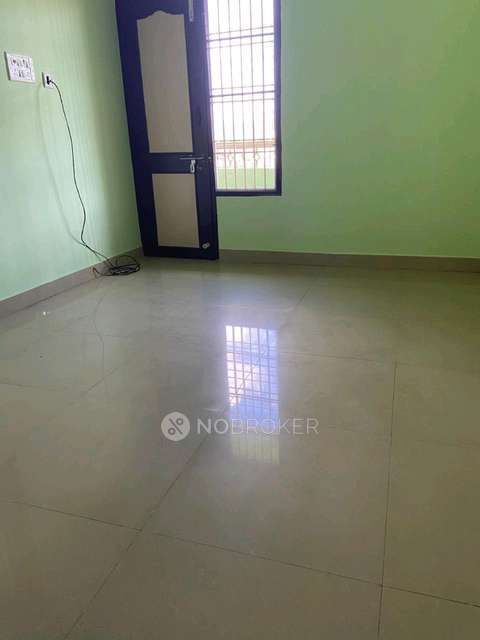 2 BHK Flat In Swarna Shree Apartments For Sale  In Urappakkam