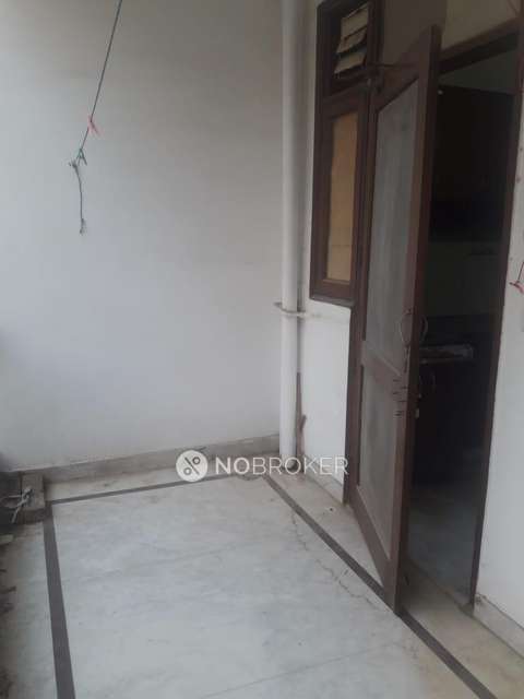 1 BHK Flat In Standalone Building  For Sale  In Sector 24