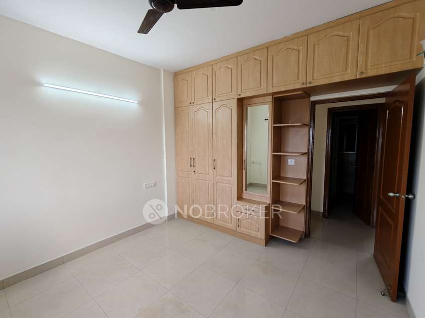 Single Room for Male In 3 BHK  In Puravankara Purva Fountain Square, Marathahalli In Marathahalli