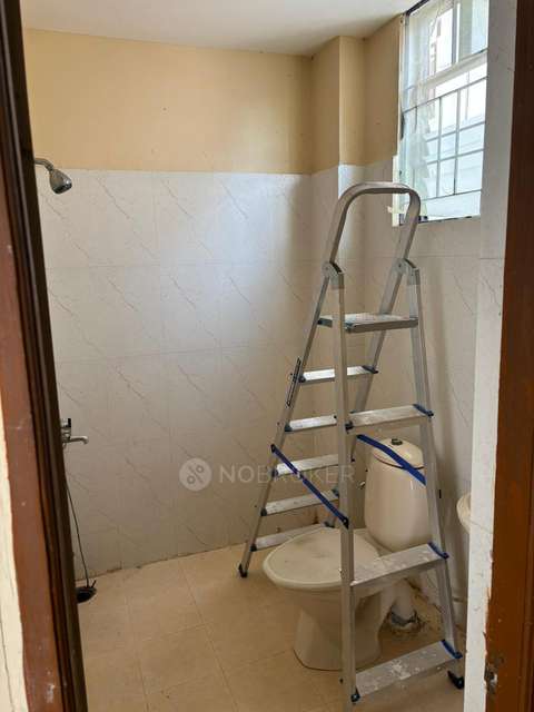 2 BHK Flat In Splendour Apartments,  Gajularamaram, Hyderabad For Sale  In  Gajularamaram, Hyderabad