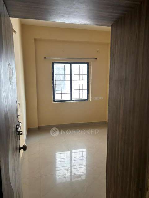 2 BHK Flat In Splendour Apartments,  Gajularamaram, Hyderabad For Sale  In  Gajularamaram, Hyderabad