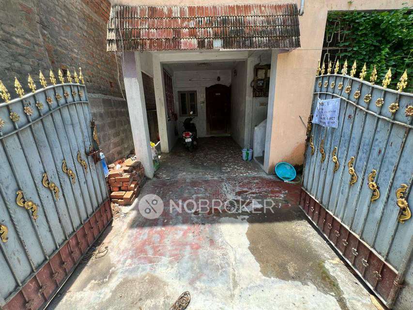 2 BHK House for Rent  In Maduravoyal