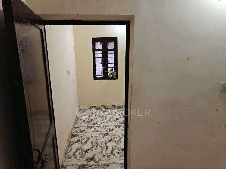 PG for Boys in Rohini