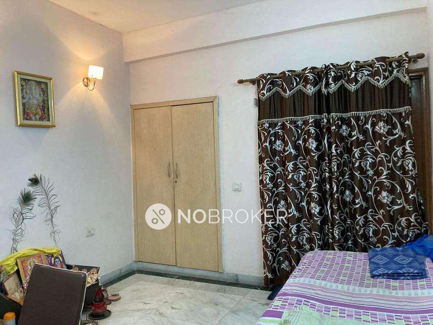 2 BHK Flat In Omaxe Green Valley Villa for Rent  In Sector 42