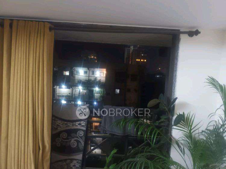 2 BHK Flat In Manish Sonal Chs Ltd For Sale  In 38, Manish Nagar Road