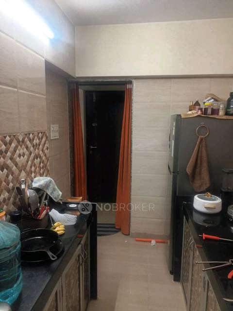 2 BHK Flat In Manish Sonal Chs Ltd For Sale  In 38, Manish Nagar Road