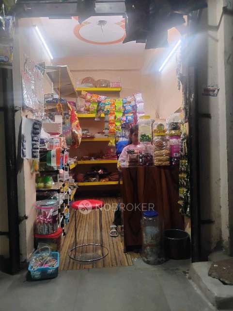 Shop in  Geeta Colony, Delhi for Rent 
