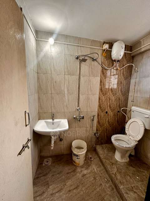 1 RK Flat In Paranjape Richmond Park for Rent  In Rahatani, Pimpri-chinchwad, Maharashtra, India