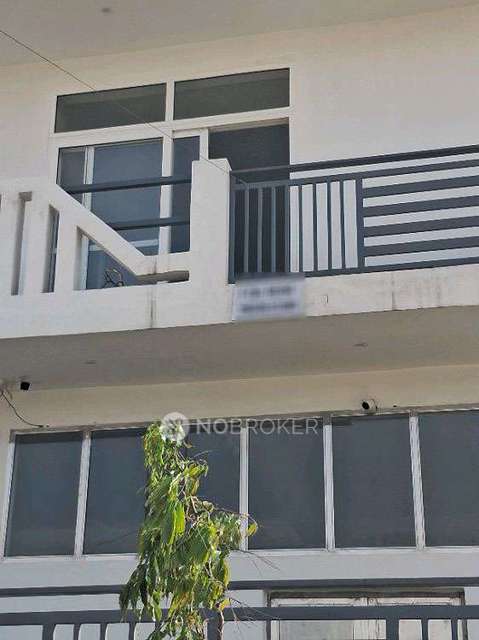 1 RK Flat for Rent  In Surajpur