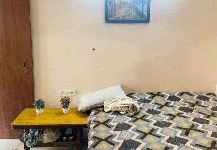 1 RK Flat In Shipra Sun City for Rent  In Indirapuram