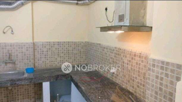 2 BHK Flat In Mahagun Mascot For Sale  In Crossings Republik