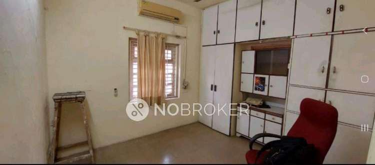 2 BHK Flat In Sarvonnati Society For Sale  In  Ghatkopar West