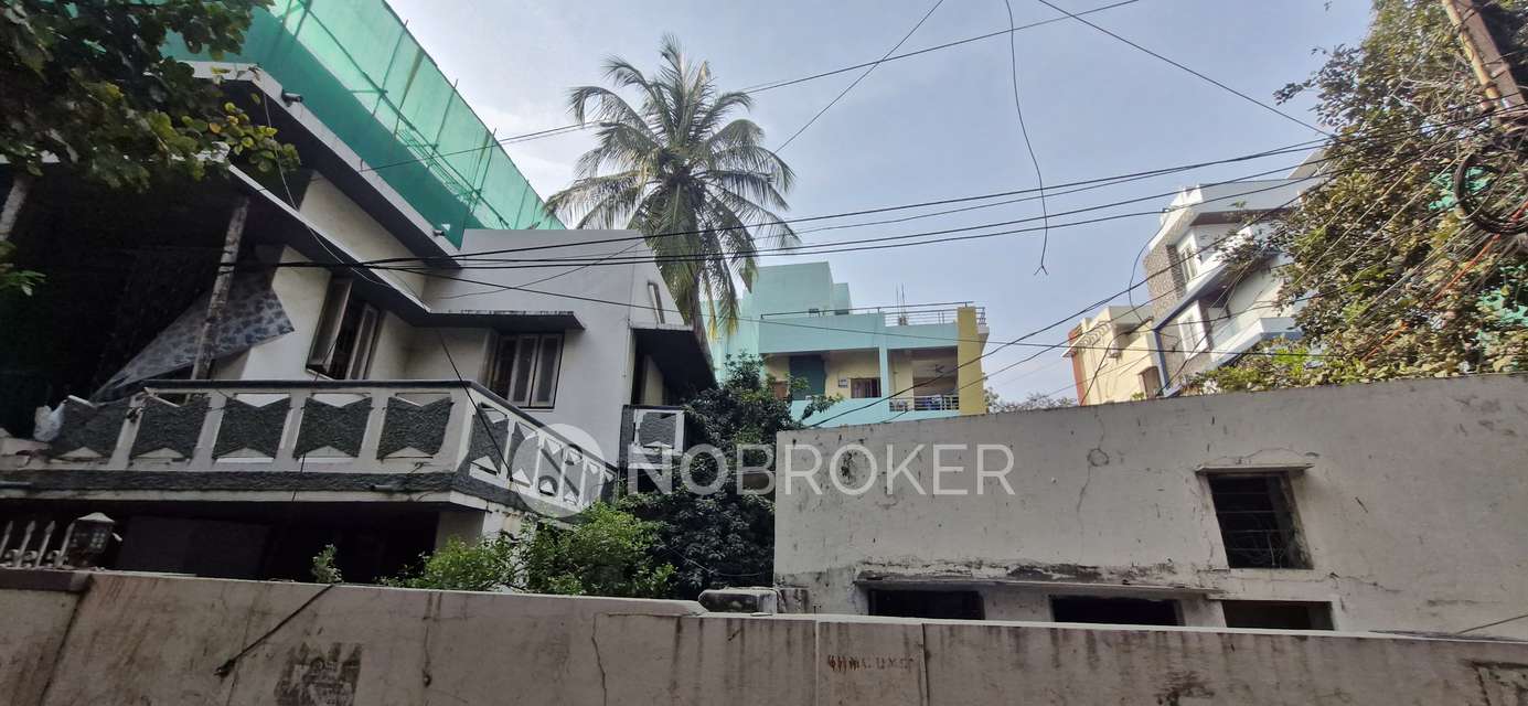 Plot For Sale  In Malakpet