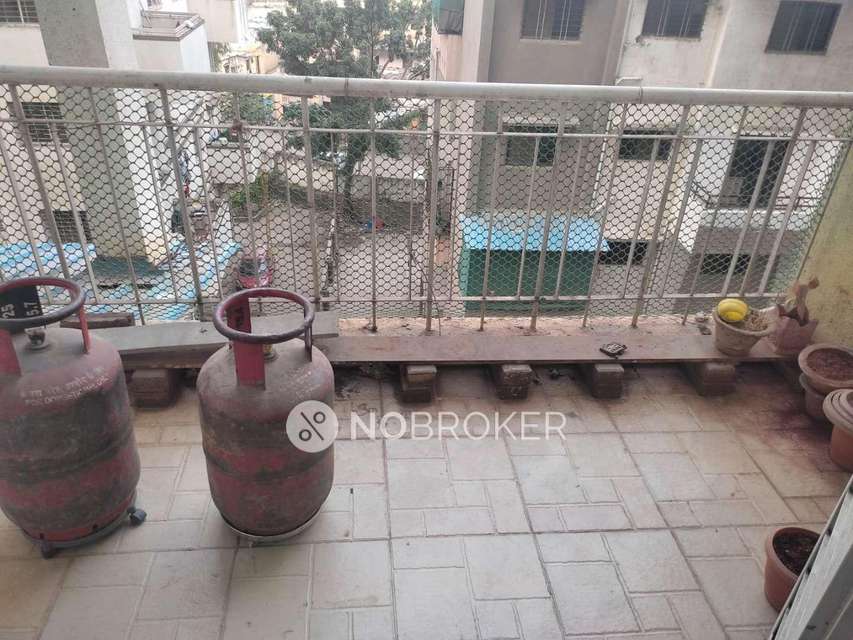 2 BHK Flat In Central Park Residences for Rent  In Moshi