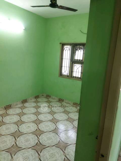 2 BHK Flat In Sri Sakthi Bhavani Swathi Flats For Sale  In Shri Lakshmi Narasimha Navaneetha Krishnan Temple
