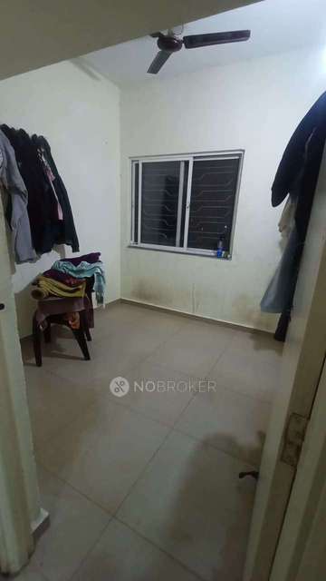 Shared Room for Male In 1 BHK  In Parivartan Society In Dandekar Pool