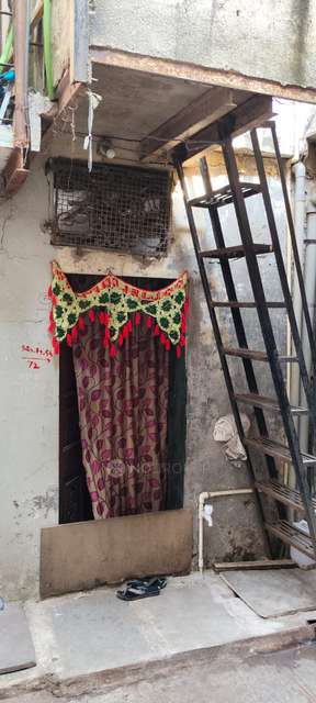 1 RK Flat In Sunanda Haldankar Chawl, Sewri For Sale  In Sewri