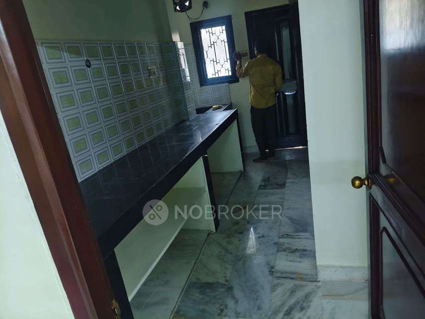 3 BHK Flat In Padmavati Apartments for Rent  In Padmavathi Apartment