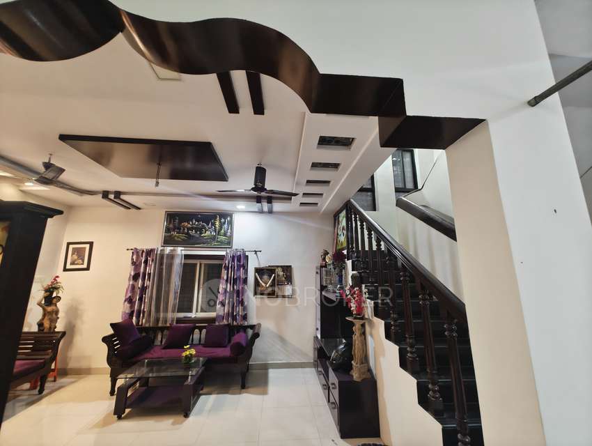 Shared Room for Male In 2 BHK  In Viman Nagar