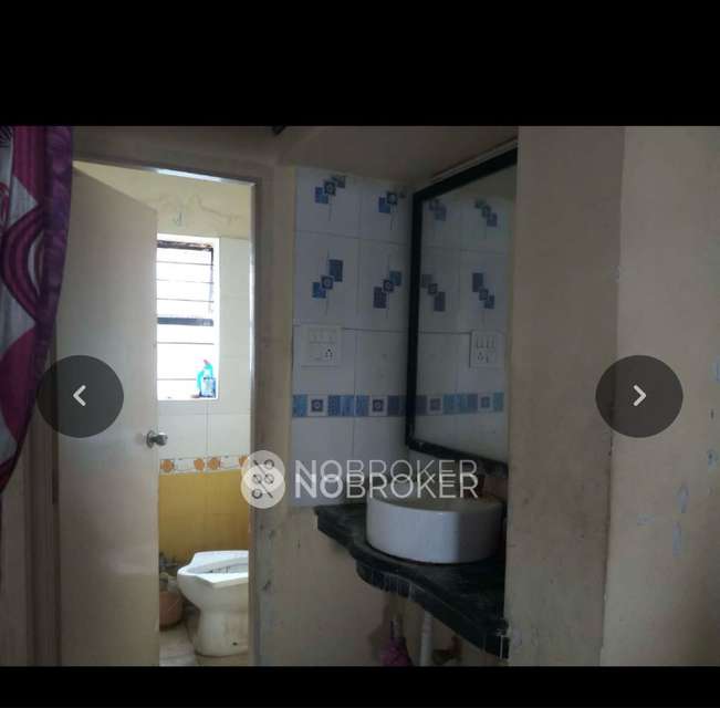 Single Room for Female In 2 BHK  In Sadafuli Park In Padmalaya Residency