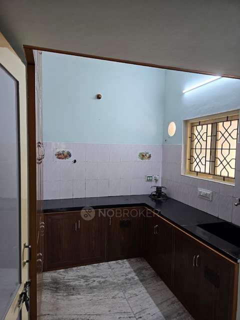 2 BHK Flat In Sriniketanam for Rent  In Anna Nagar