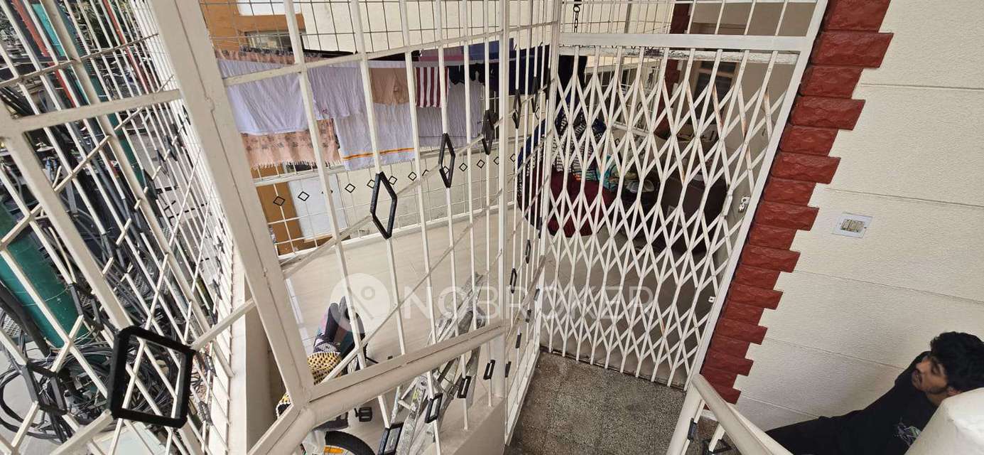 3 BHK Flat In Shashi's, Kurubarahalli Near Basaveshwar Nagar for Rent  In  Basaweshwara Nagar