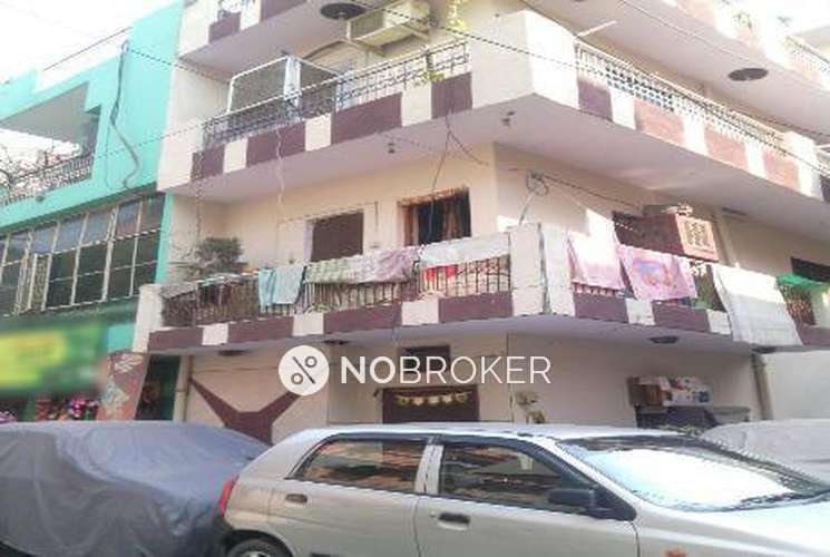 2 BHK Flat In Dda Janta Flats For Sale  In  Pitampura