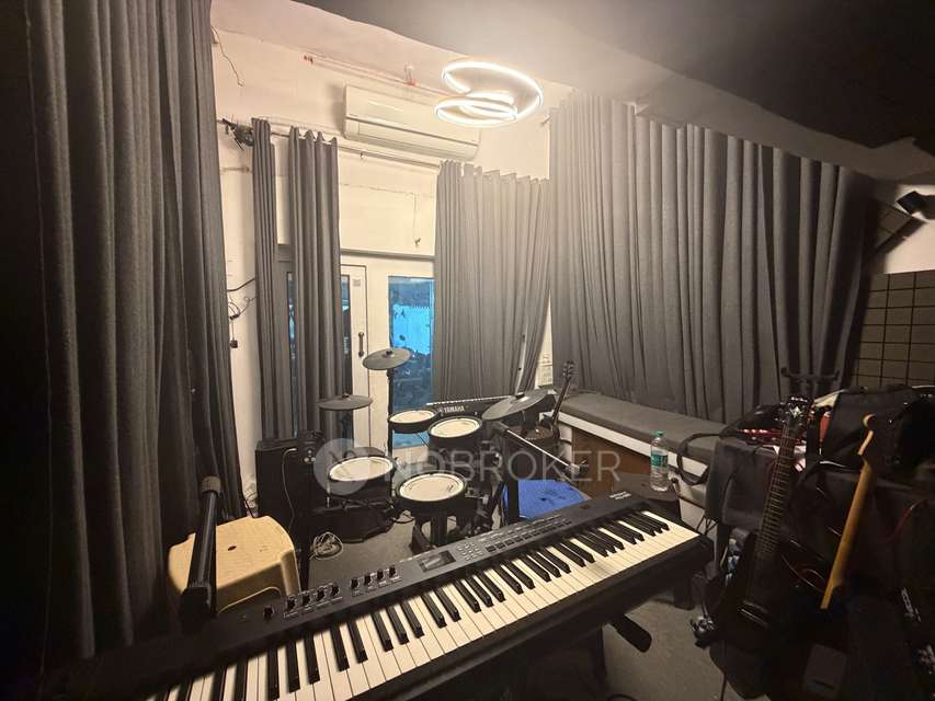 Shop in Mira Road, Mumbai for sale 