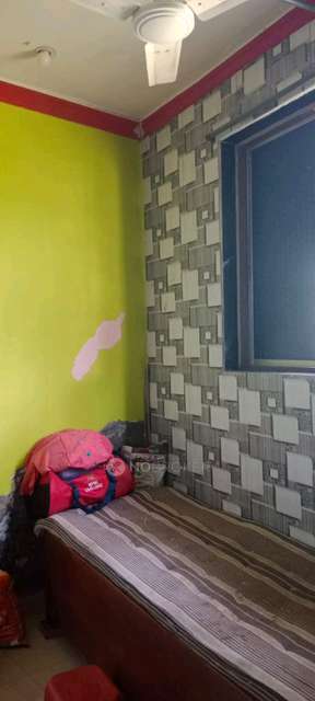 1 BHK House For Sale  In Santacruz East