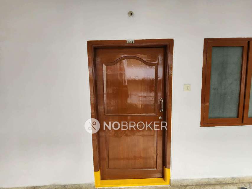 3 BHK Flat In Sai Dev Manor For Sale  In Hitec City