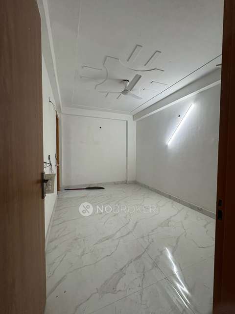 3 BHK Flat In Gupta Farm For Sale  In Deoli Extension