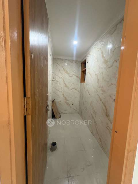 3 BHK Flat In Gupta Farm For Sale  In Deoli Extension