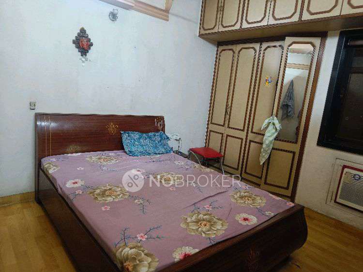 Shared Room for Female In 3 BHK  In Vijay Nagri Chs In Waghbil