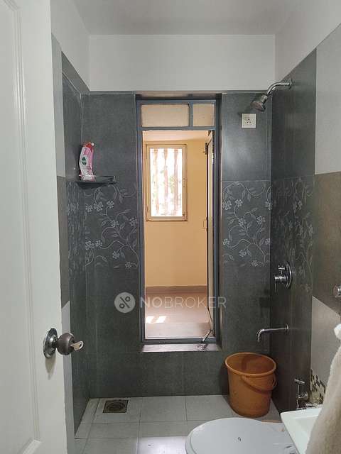 2 BHK Flat In Premier Emperor For Sale  In Andheri East