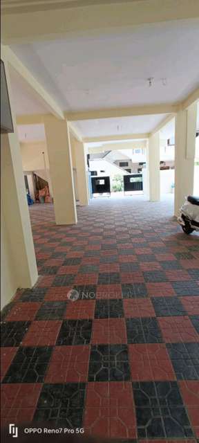 4+ BHK Flat For Sale  In Moosapet
