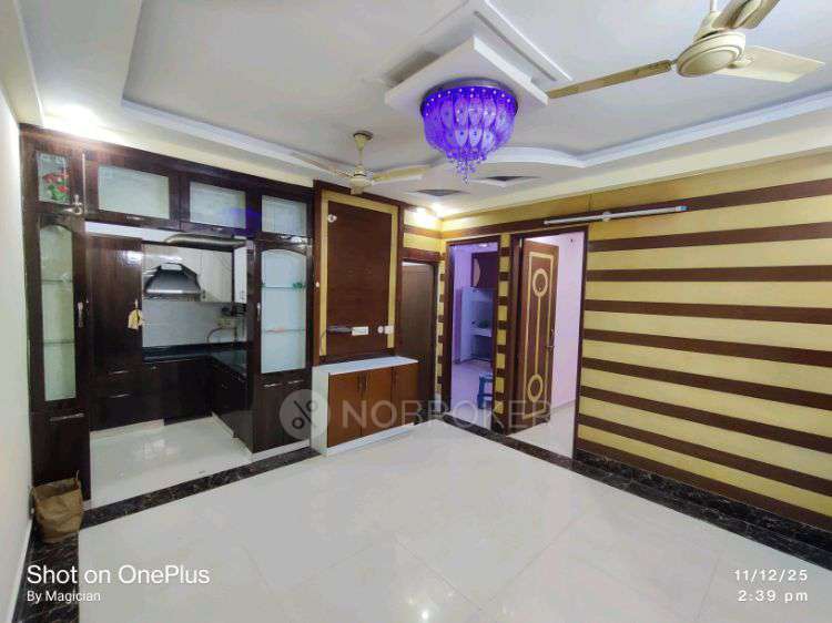 2 BHK Flat In Ganapati Apartment for Rent  In J26j+cp9, Chandra Park, Kakrola, Delhi, 110078, India