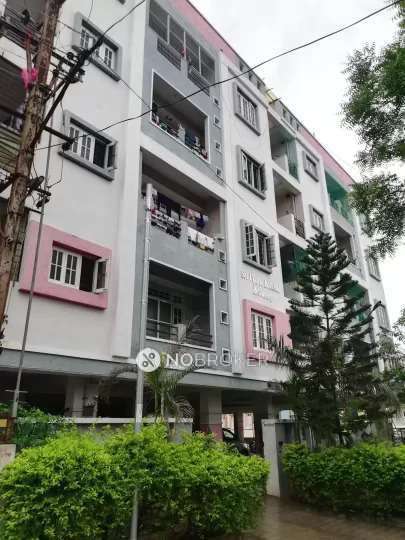 2 BHK Flat In Sri Vijya Laskhmi Resdency for Rent  In Huda Colony, Chanda Nagar