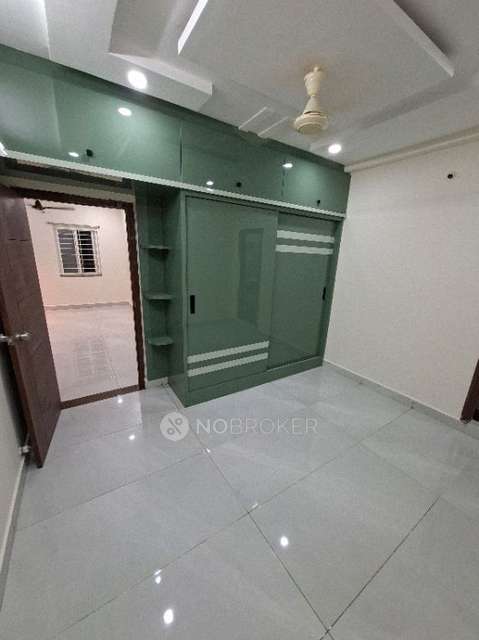 3 BHK Flat In Mayuri Classic for Rent  In G967+pq9, 3-252, Cg Employees Colony, Mayuri Nagar, Miyapur, Hyderabad, Telangana 500049, India